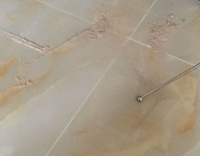 始兴瓷砖空鼓维修公司分享粘合剂选择不当在瓷砖铺贴过程中可能导致以下问题